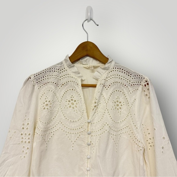 Adiva  Light Cream Eyelet Longsleeve Top Sz M - Picture 2 of 10